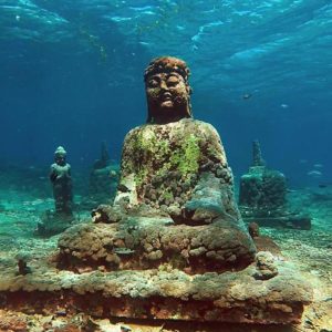 Lặn tượng phật Buddha point ở Nusa Penida