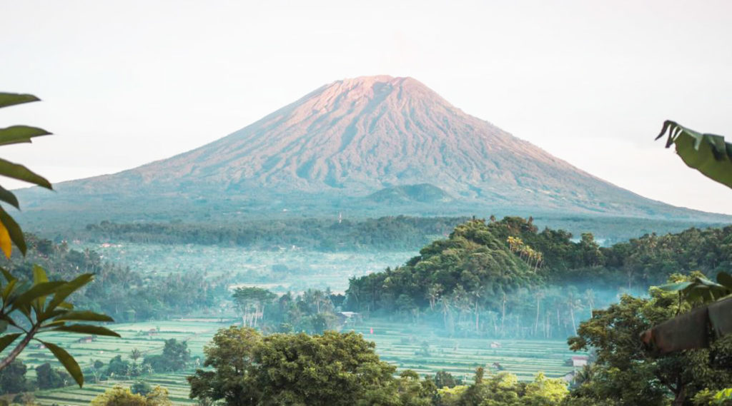 Núi Agung- Jatiluwuh