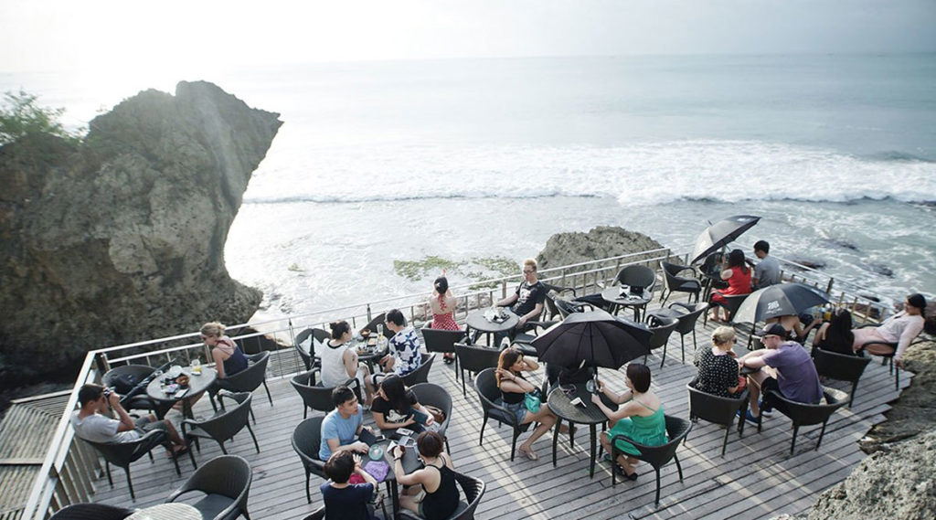 Rock Bar - Cách Đến, Đi Giờ Nào Đẹp, Giá Cả, Kinh Nghiệm Du Lịch - Local  Bali